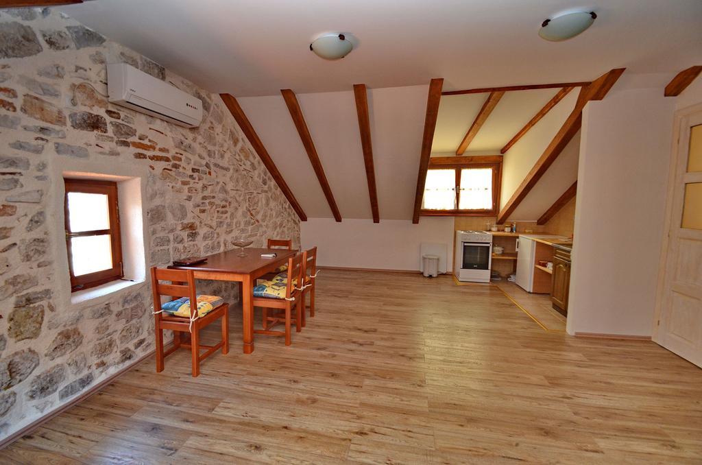 Apartments Historic Stone House Kotor Pokoj fotografie